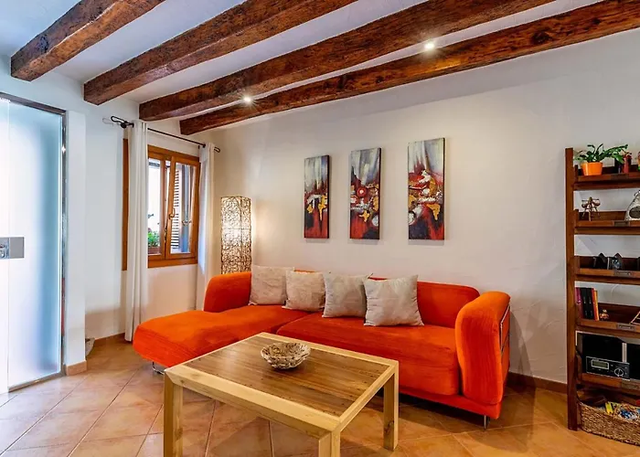 San Jordi By Sealand * פוינסה