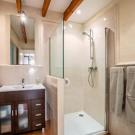 San Jordi By Sealand Pollença